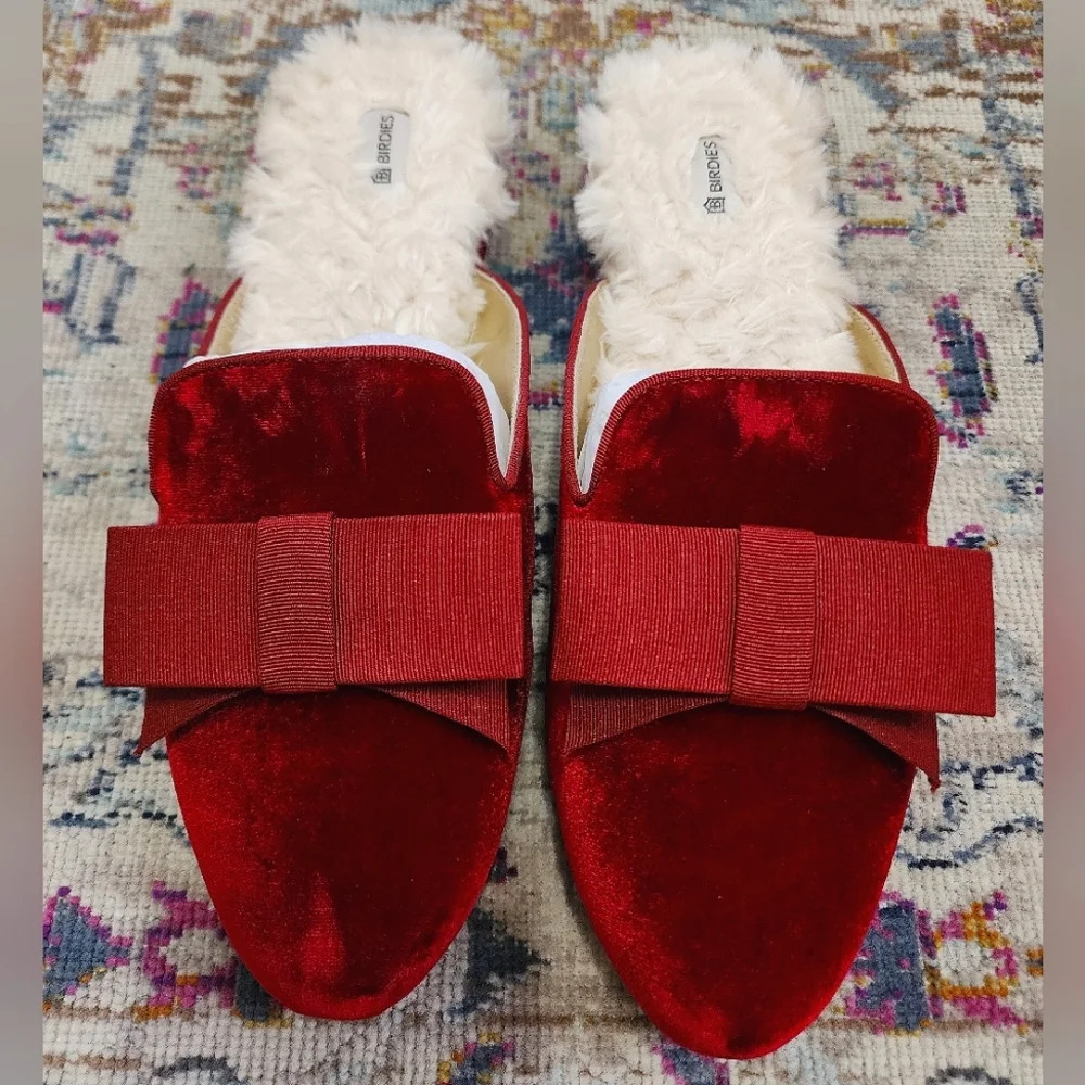 Birdies Women's "The Phoebe" Faux Fur Reby Red Bow Velvet Mule Slippers, sz 9